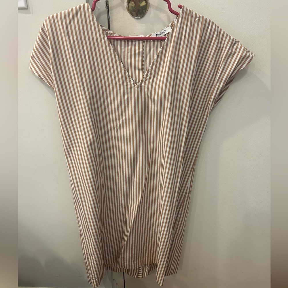 Madewell dress with button details down the back. Worn twice!